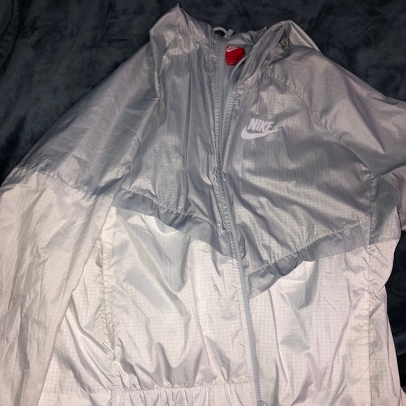 Nike windbreaker